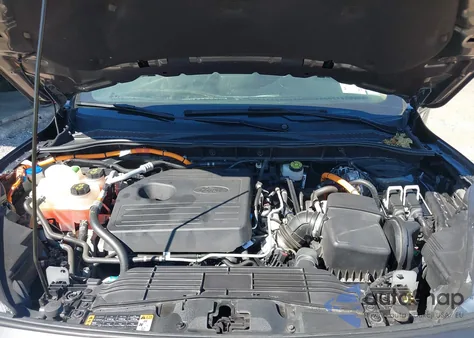 2020 Ford Escape Se Sport Hybrid z USA, uszkodzony, nr VIN 1FMCU9BZ0LUA43926